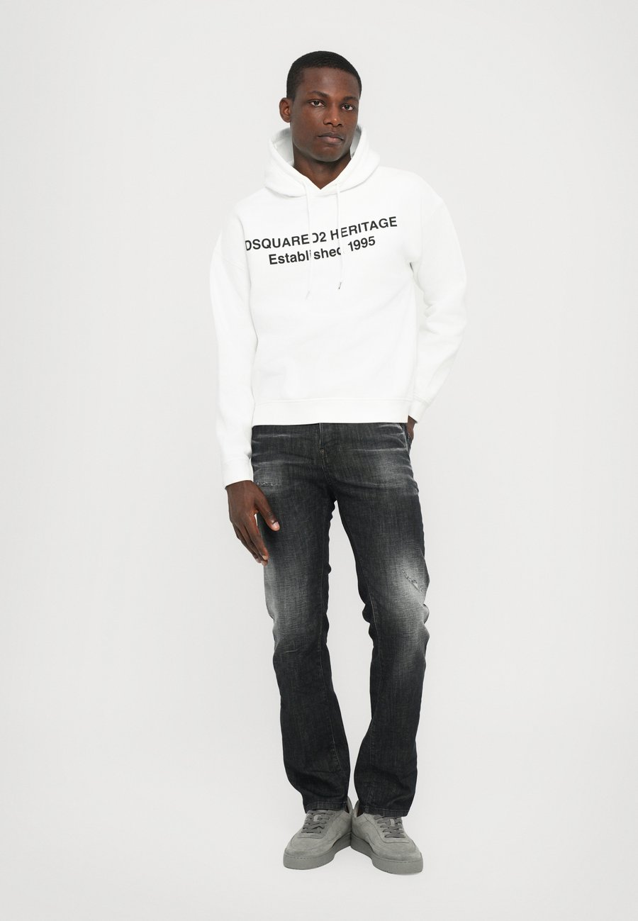 Худи Dsquared2 RELAXED FIT HOODIE, White — фото 2