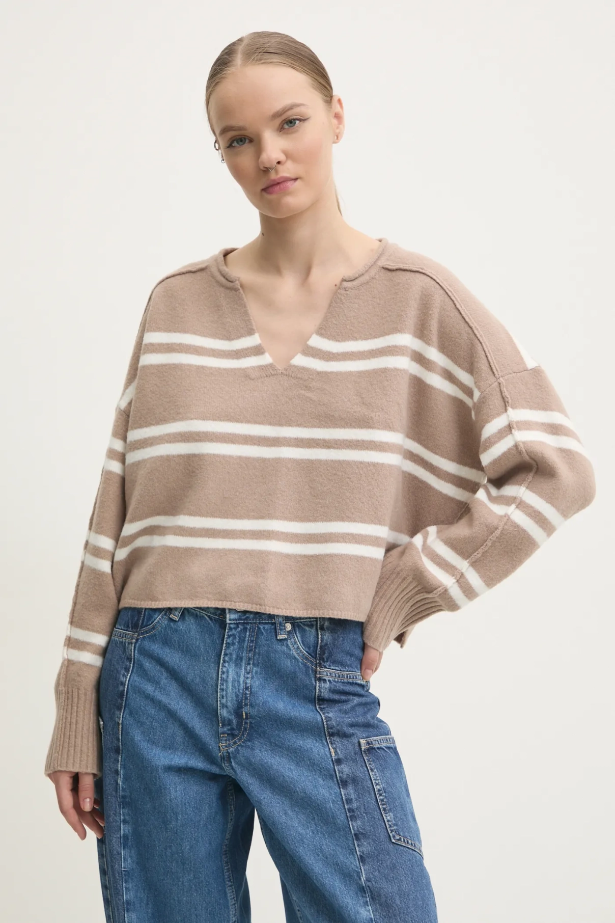 

Свитер Hollister Co., коричневый