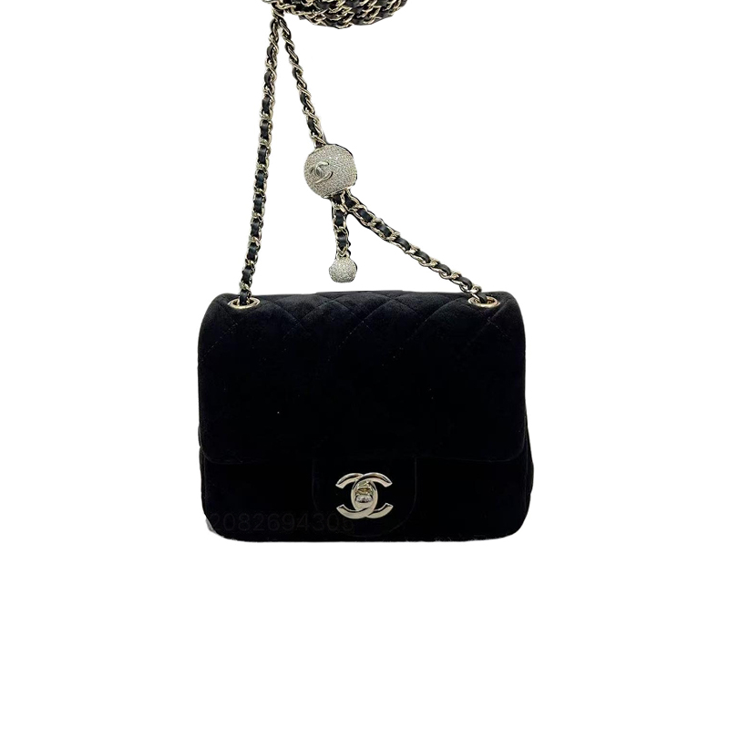 

CHANEL Вельюровая женская сумка через плечо черная