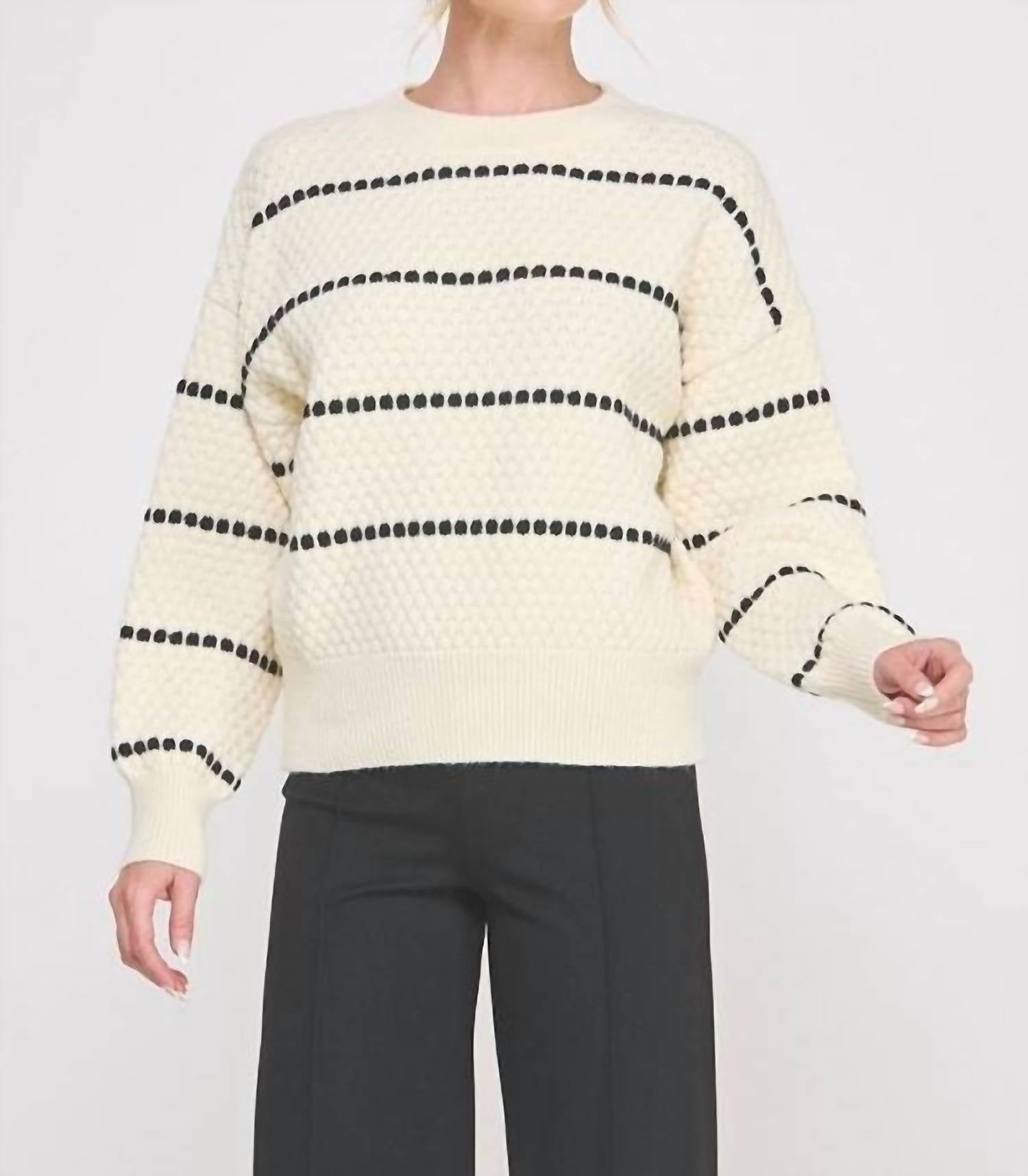 

ALLIE ROSE Свитер в полоску "галька" кремового цвета