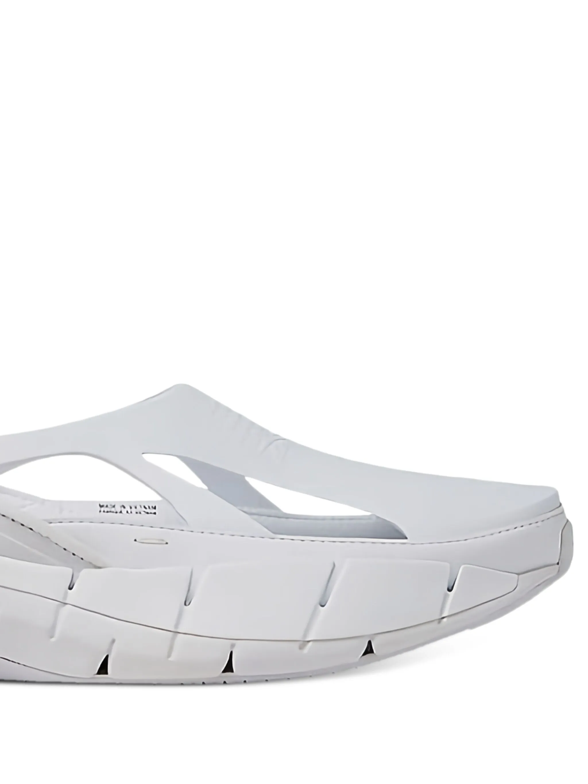 Слипоны Tier 1 Croafer Project 0 из коллаборации с Maison Margiela Reebok, белый — фото 2