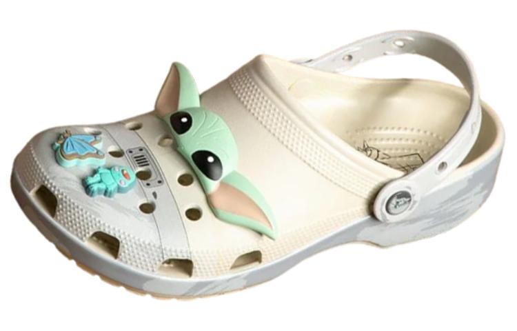 Сабо женские Classic Clog Star Wars Grogu Crocs, кремовый