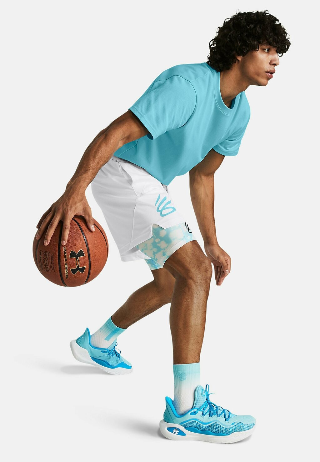 

Спортивные шорты CURRY SPLASH Under Armour, белый