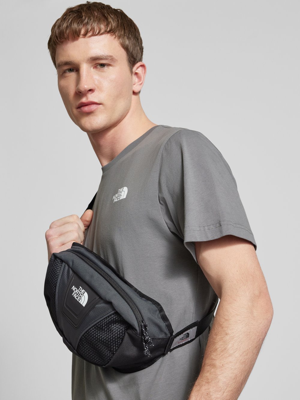 

Поясная сумка с нашивкой-лейблом The North Face, черный
