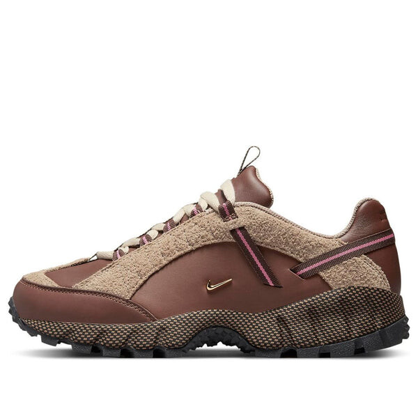 

Кроссовки jacquemus x air humara lx Nike, коричневый