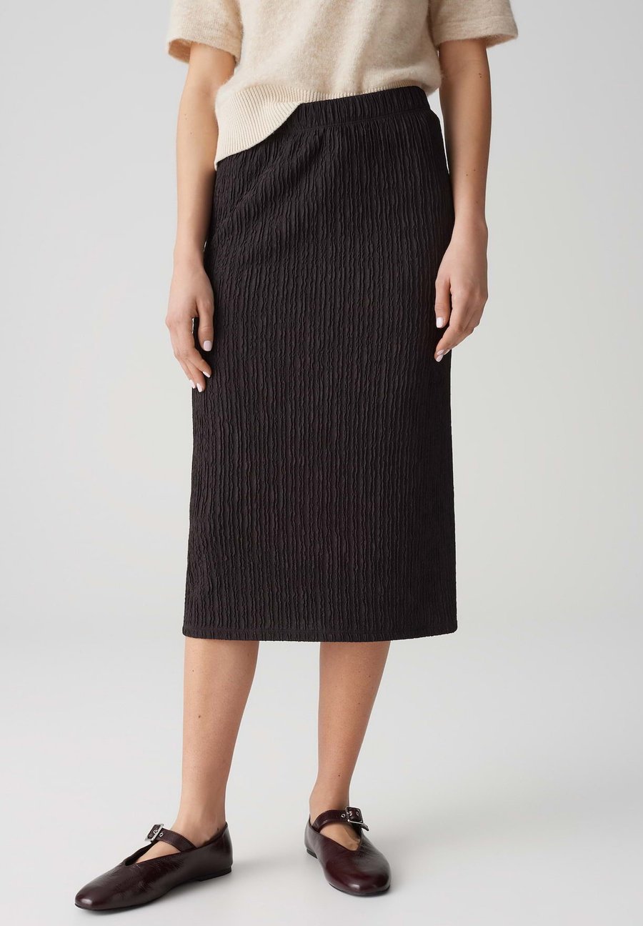 

Юбка OPUS SLIM MIDI FIT CRINKLE, Midnight Brown/Brown