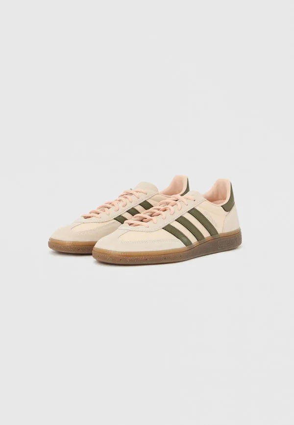 Специальные низкие кроссовки для гандбола Adidas Originals, Quartz/Olive Strata — фото 2