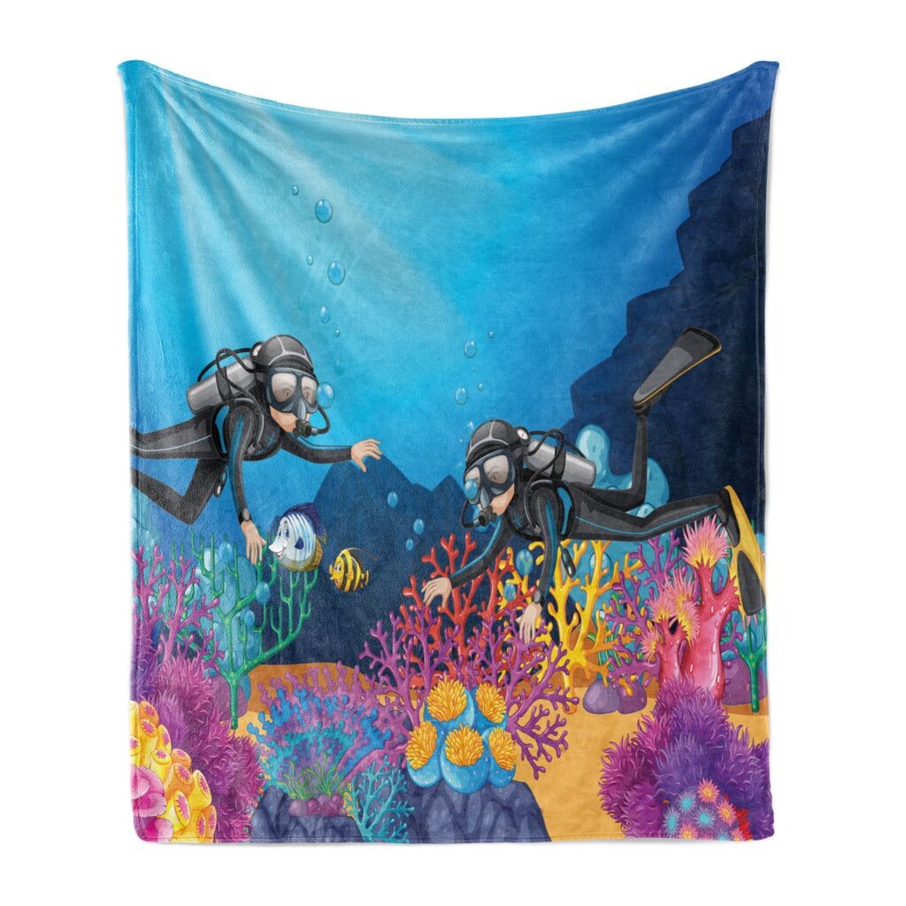 

ABAKUHAUS Deep Sea Мягкое фланелевое флисовое одеяло, «Дайвер под ярким морем», уютный плюш для использования в помещении и на открытом воздухе, 125 x 175 см, небесно-голубой многоцветный