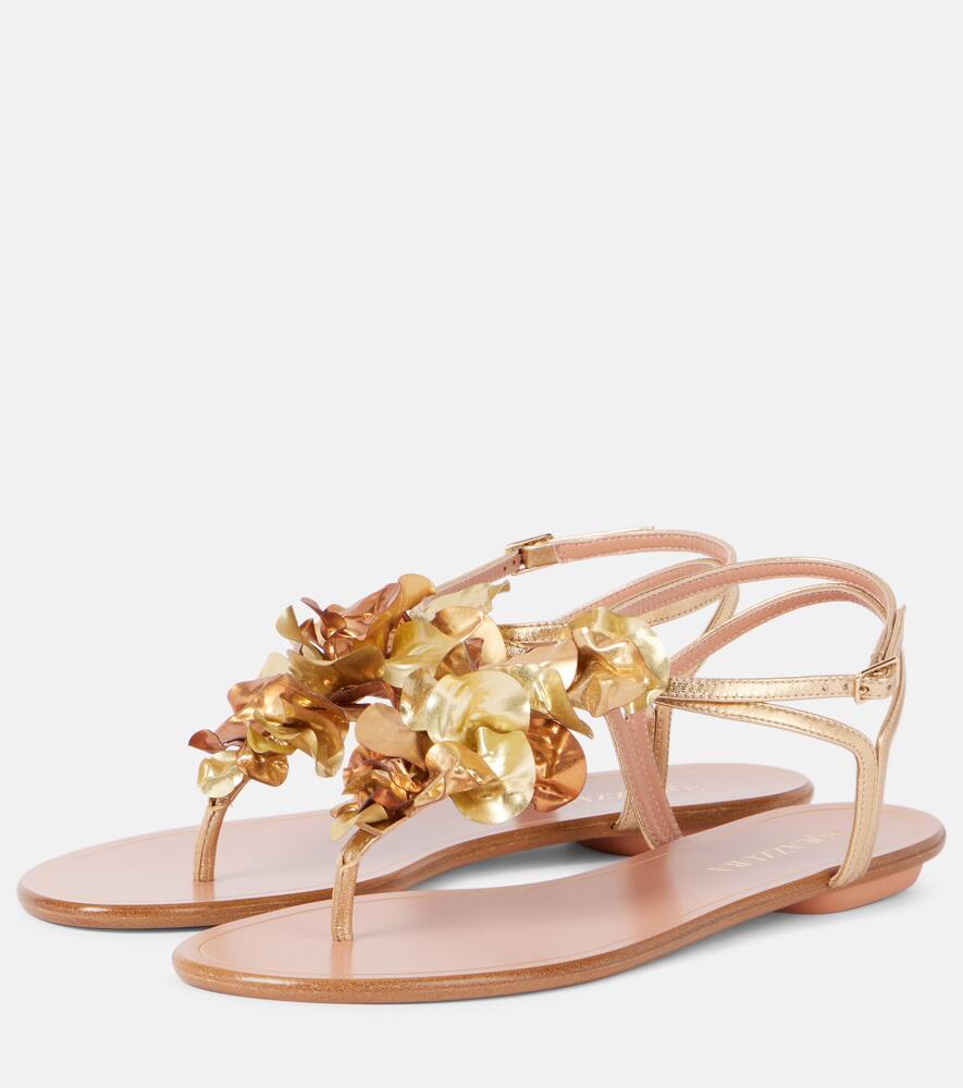 Сандалии из металлизированной кожи с аппликацией Aquazzura, Soft Gold — фото 4