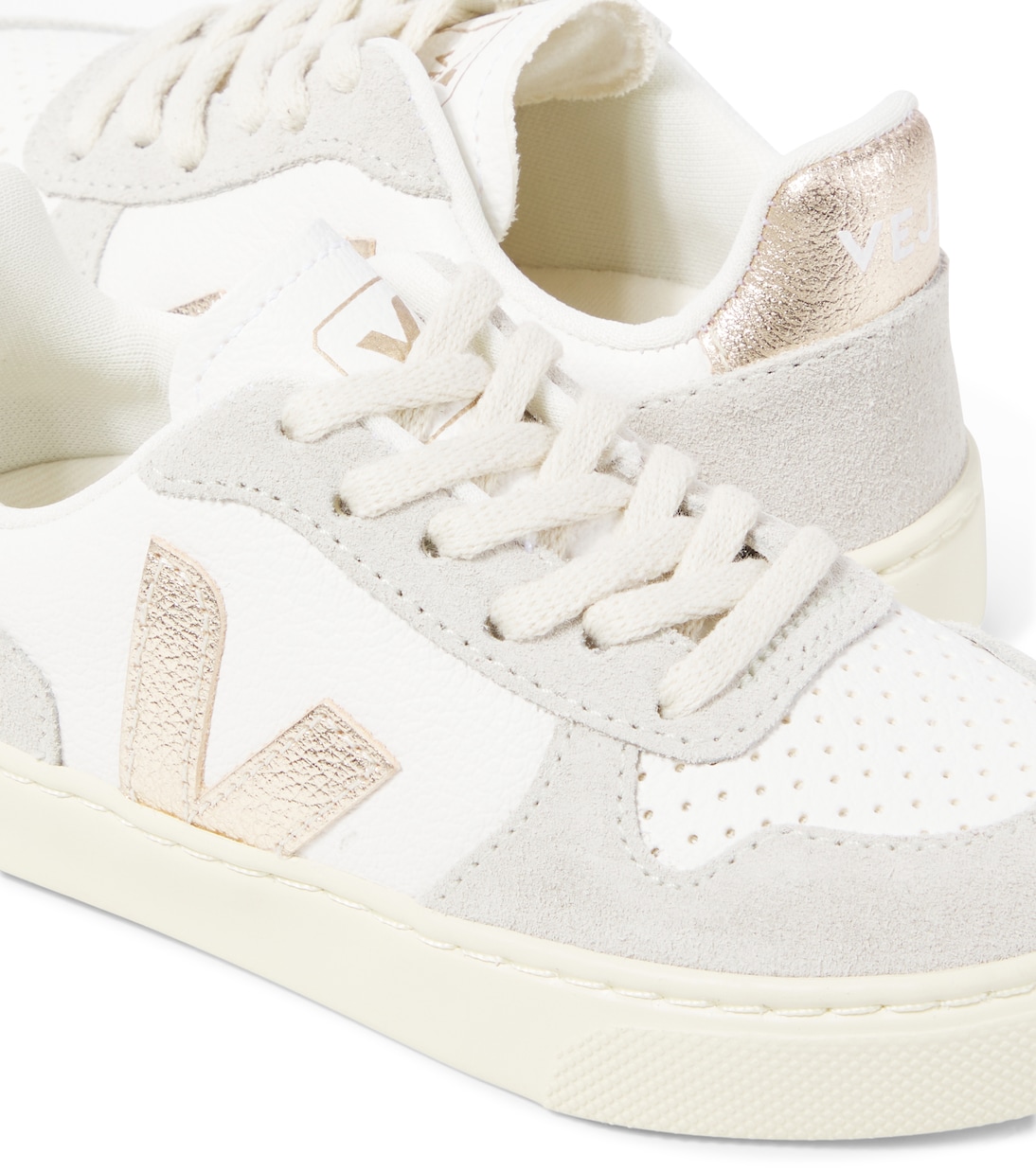 Кожаные кроссовки со шнурками V-10 Veja Kids, Extra-White_Platine_Natural — фото 4