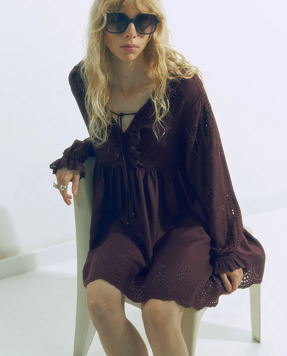 

Короткое платье шифли Sfera, бордовый