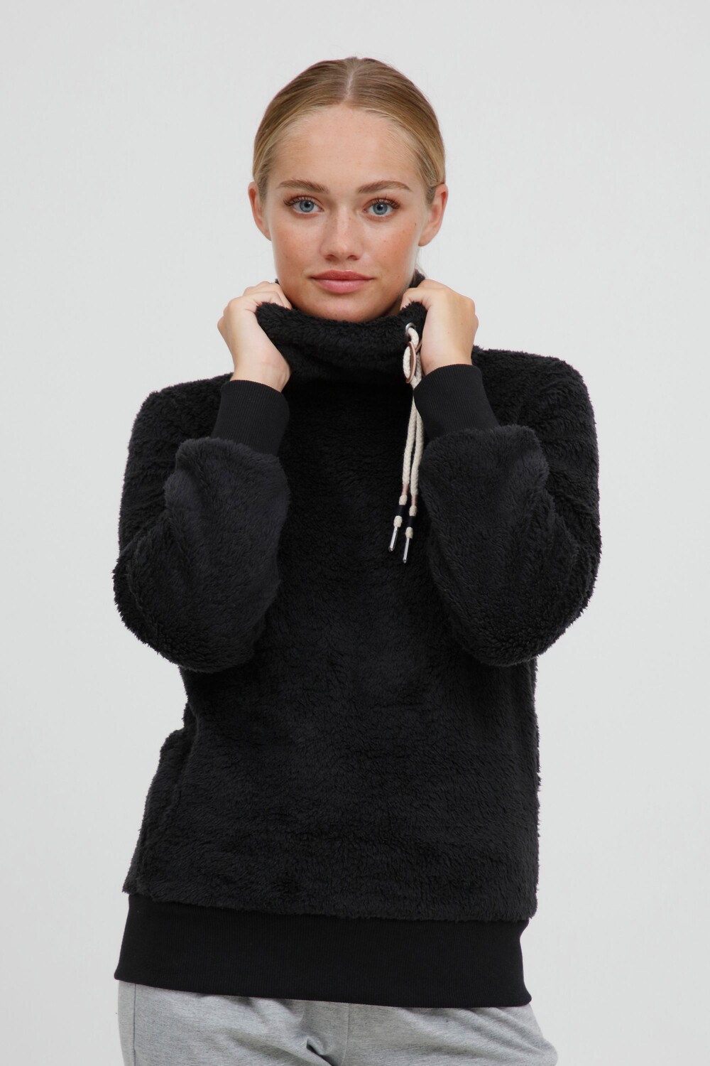 

Толстовка Oxmo Fleecepullover OXAnniki, черный