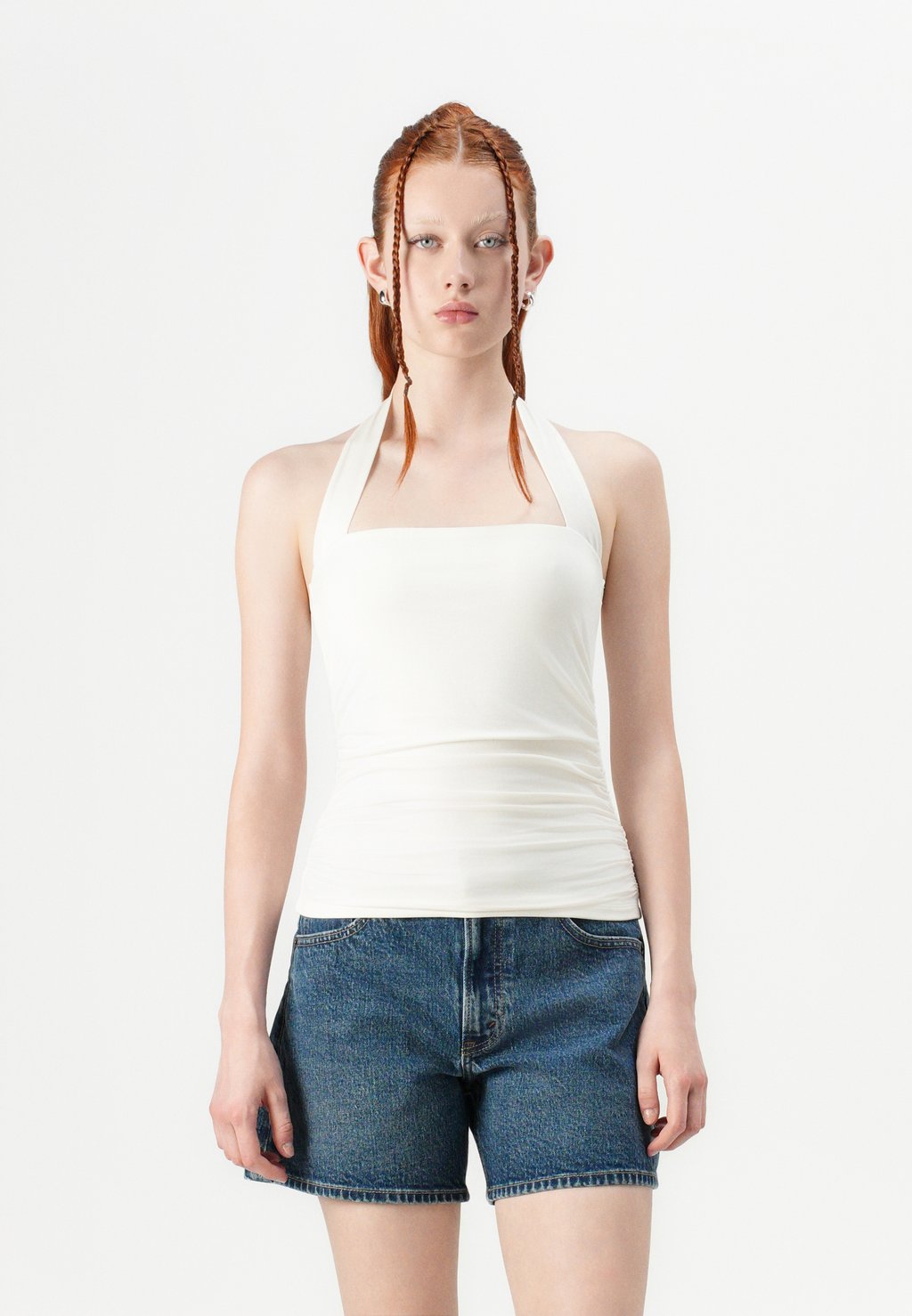 

Топ BARE HALTER PORTRAIT Abercrombie & Fitch, кремовый