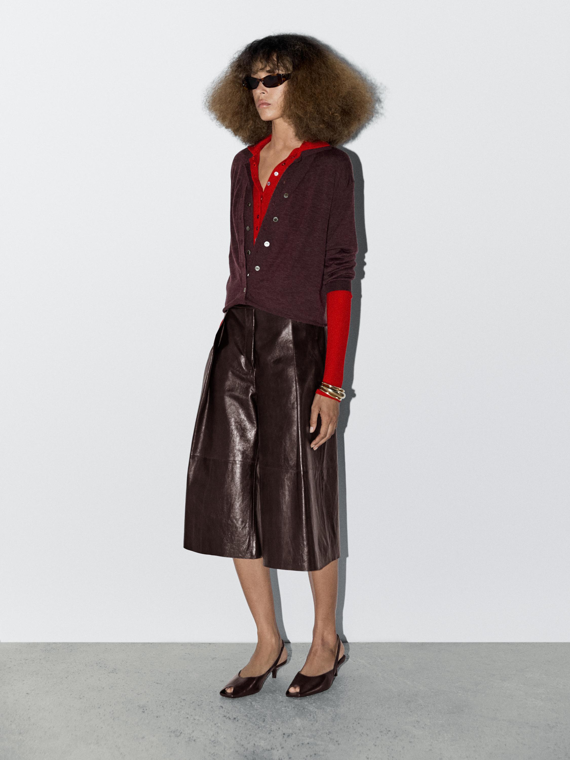 

Кардиган из 100% шерсти, многослойная вязка - студия Massimo Dutti, бургундия