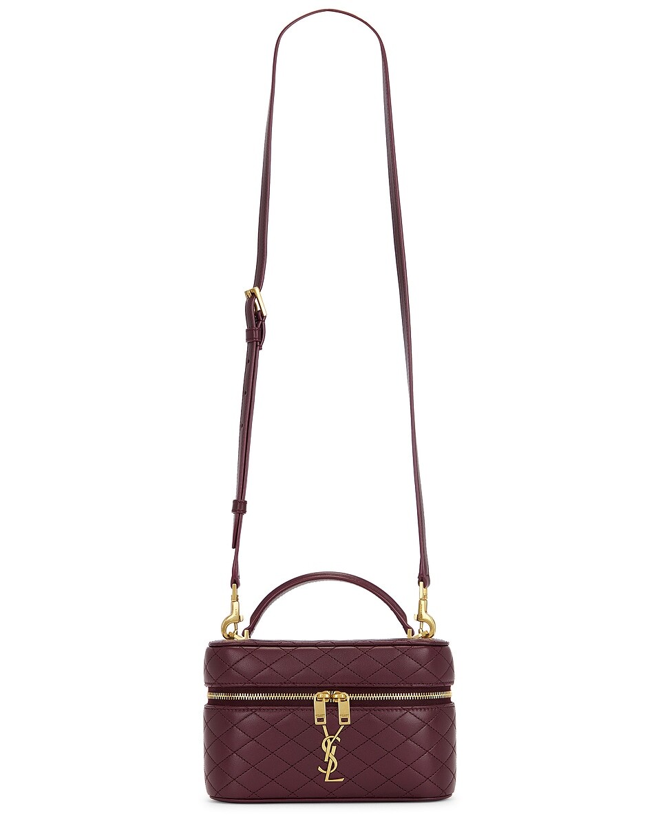 

Косметическая сумка с ремешком Saint Laurent, цвет Hot Wine