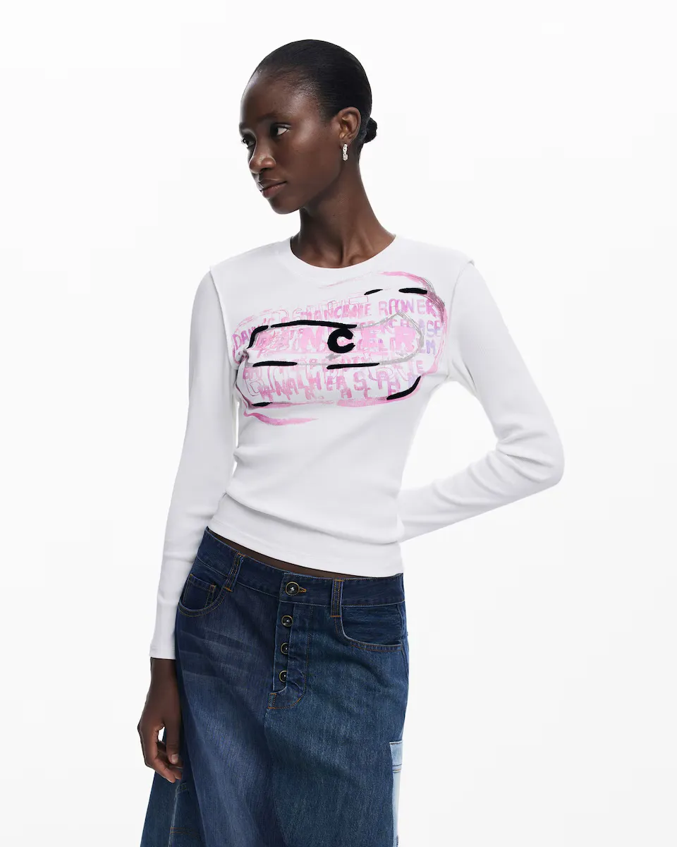

Женская футболка с длинным рукавом и розовыми буквами Desigual, белый