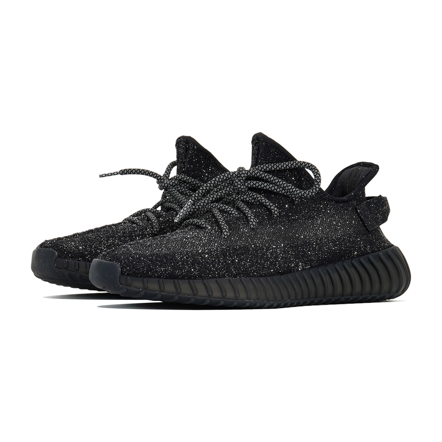 Кроссовки adidas originals Yeezy Boost 350 V2 Lifestyle Shoes Unisex Low-top Black, черный — фото 3