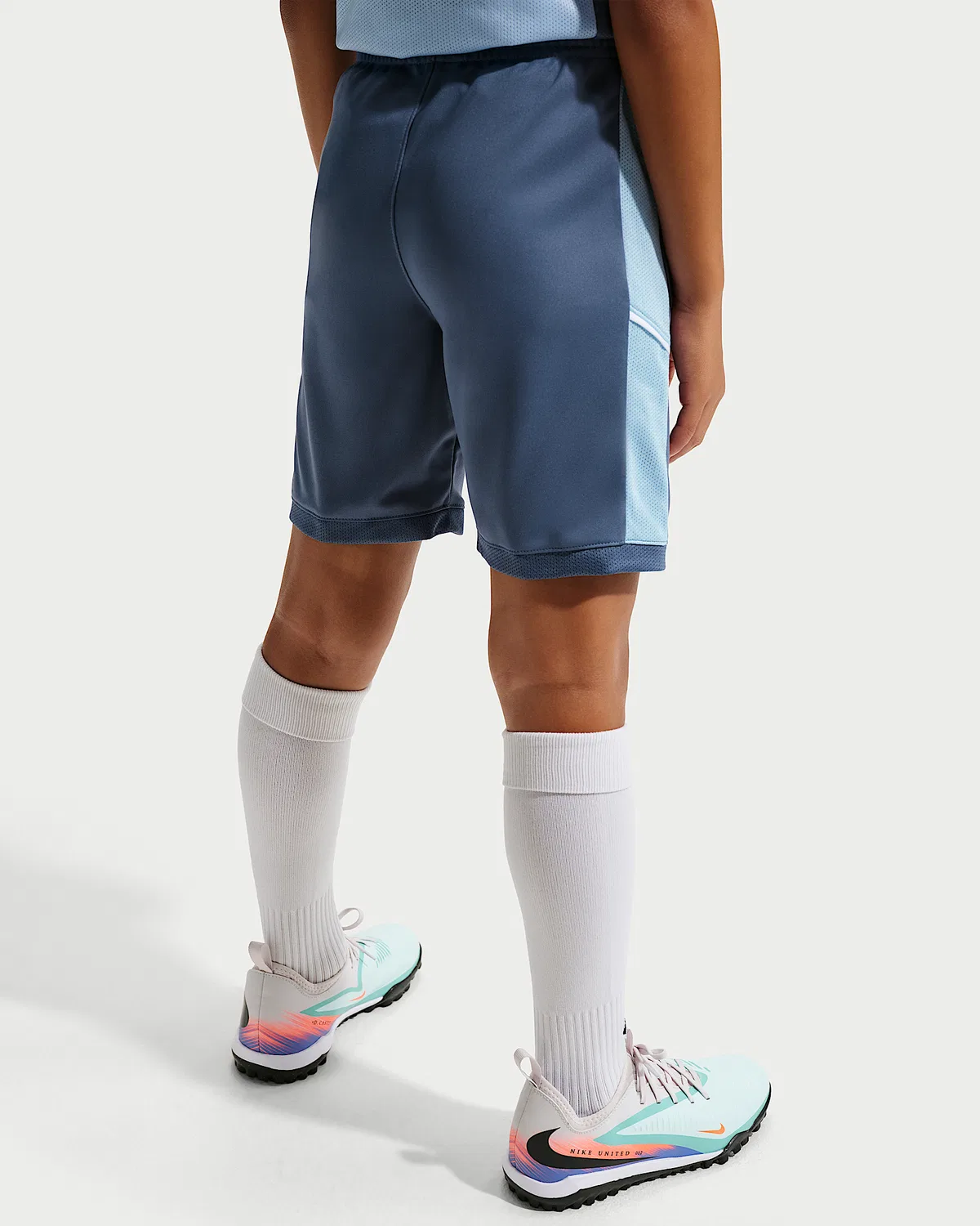 Детские футбольные шорты Nike Academy Dri-FIT, Diffused Blue/Psychic Blue/White — фото 4
