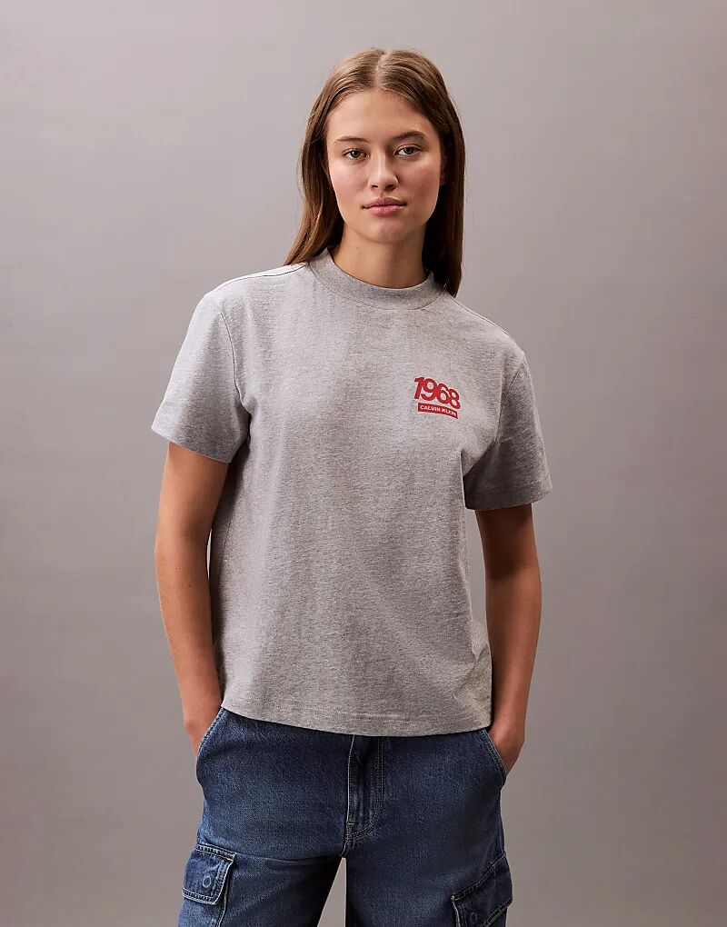

Футболка с логотипом Calvin Klein Jeans 1968 серого цвета