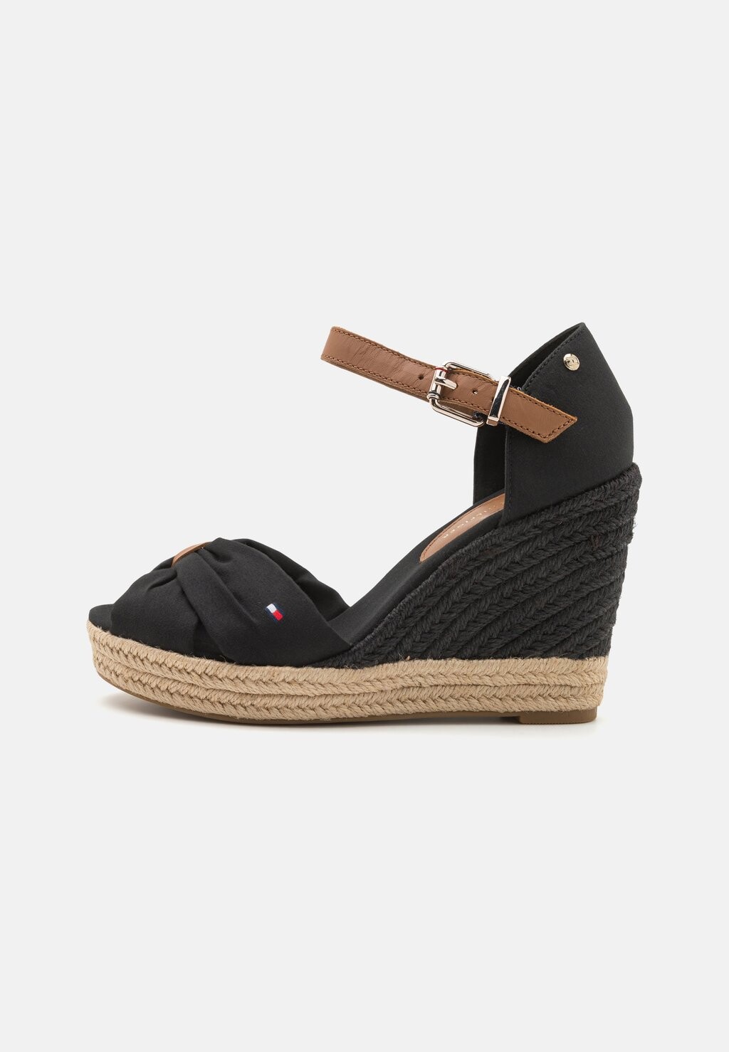 

Сандалии на платформе Basic Open Toe Wedge Tommy Hilfiger, черный