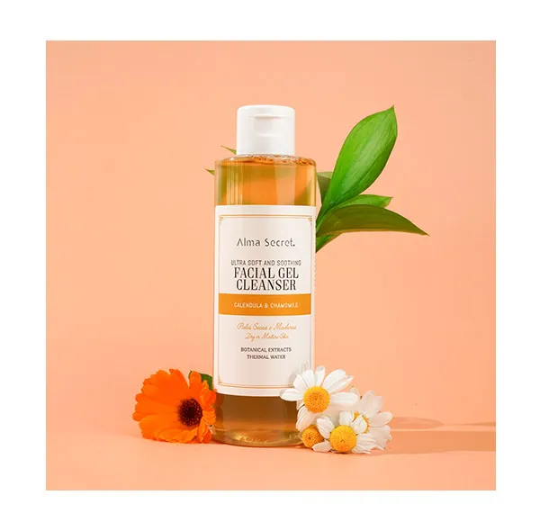 Гель для умывания Alma Secret — Нежный и успокаивающий очищающий гель Ultra Soft And Soothing Facial Gel Cleanser, 200 мл — фото 2