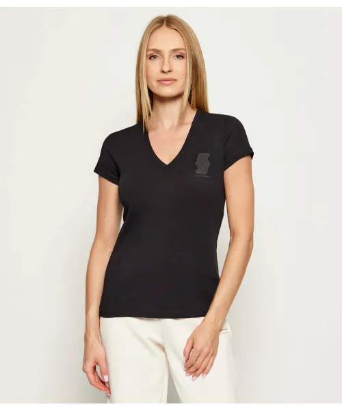 

Футболка Slim fit Armani Exchange, черный