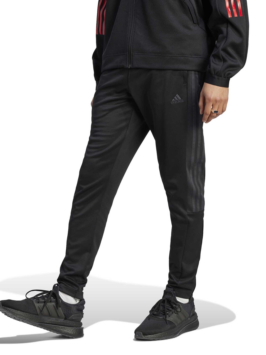 

Спортивные брюки Adidas Sportswear Tiro Joggers, черный