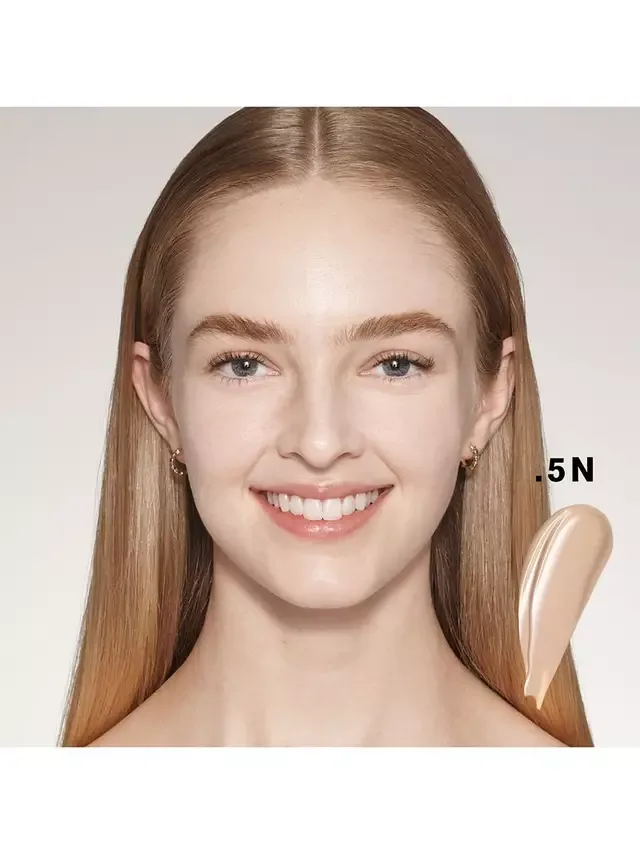 Футуристический осветляющий крем для кожи с мягким прикосновением Estée Lauder, 0 5N Ultra Light — фото 4
