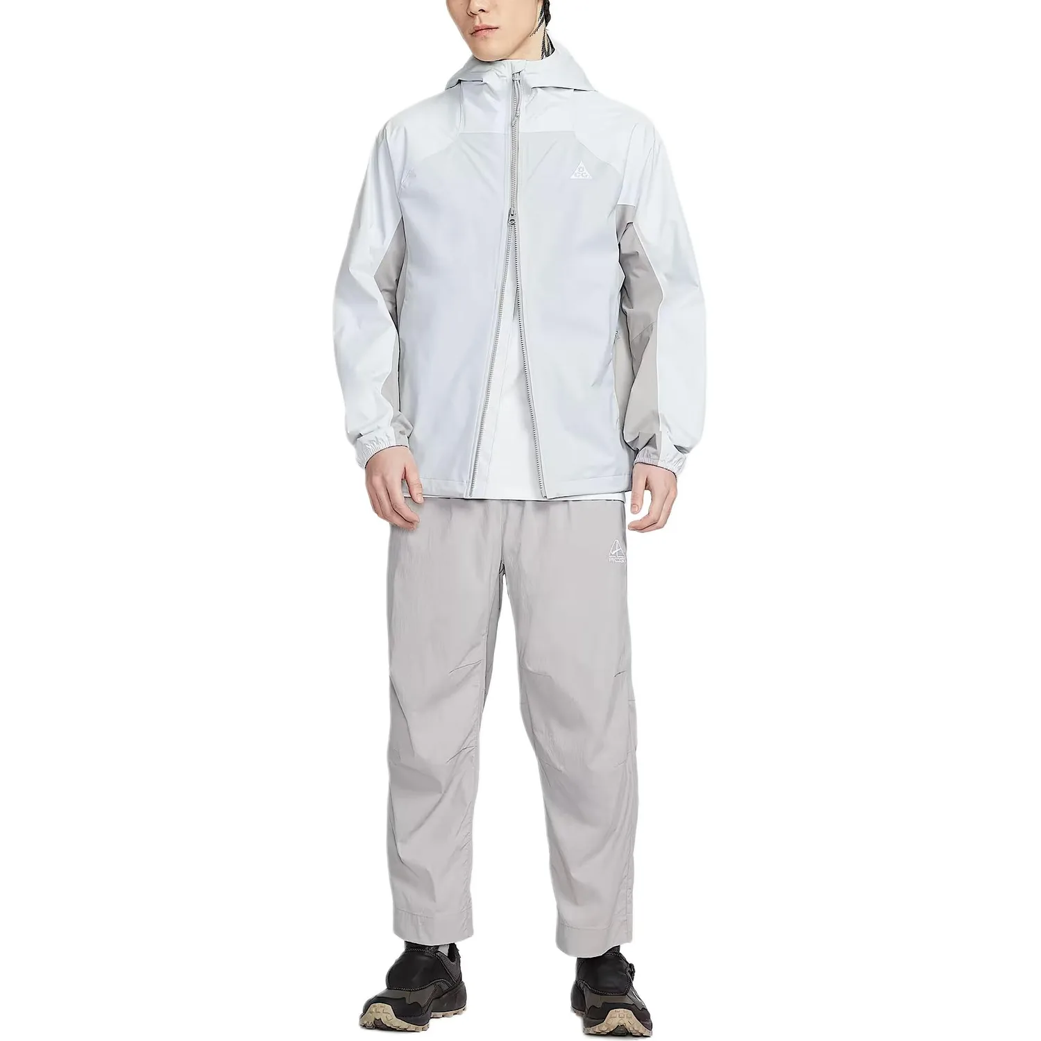 Куртка ветровка мужская водонепроницаемая и ветрозащитная ACG FW25 Nike, Dust Photon/Mist Gray/University Gray/Mountain White — фото 4