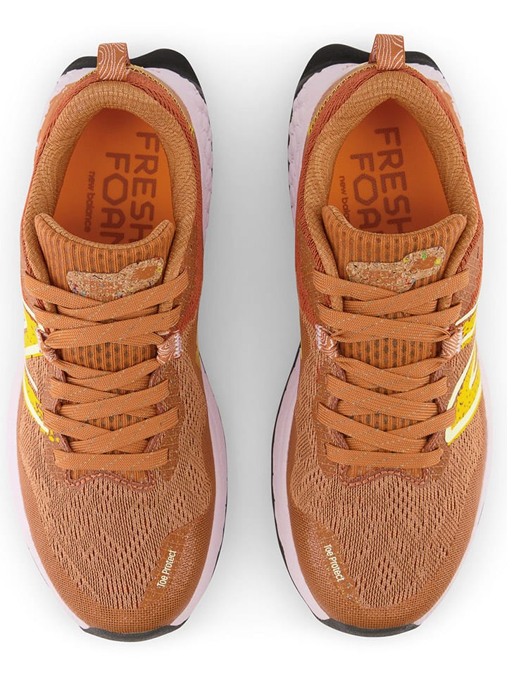 Беговые кроссовки Fresh Foam x Hierro v7 New Balance, светло-коричневый — фото 4