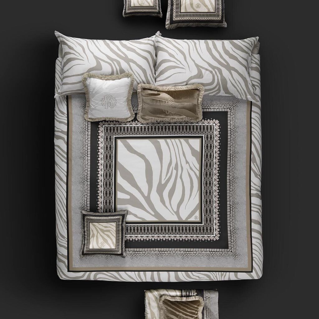 

Сатиновый каркас постельного белья Roberto Cavalli Mako зебра бежевый 135x200 см + 80x80 см