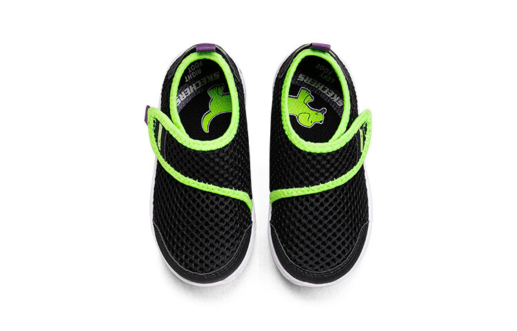 Детские кроссовки Comfy Grip Lifestyle PS Low-top черного/зеленого цвета Skechers, черный — фото 3