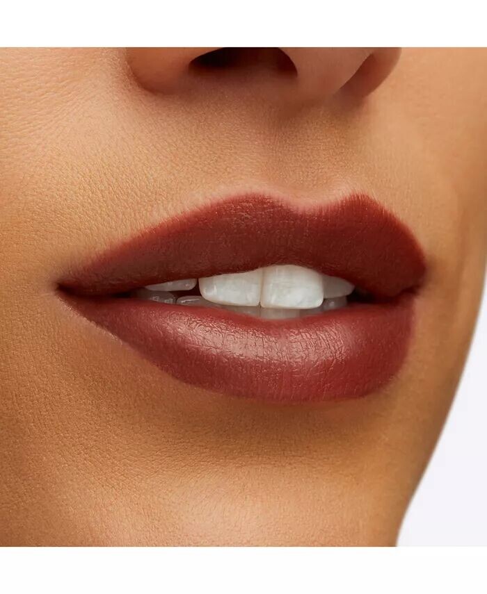 Сияющая губная помада из люстрегласа Mac, цвет I Deserve This (deep warm brown) — фото 3