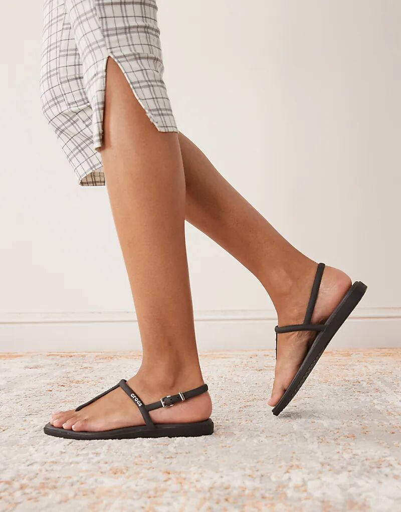 Шлёпанцы Crocs Miami с заклёпками, чёрного цвета — фото 4