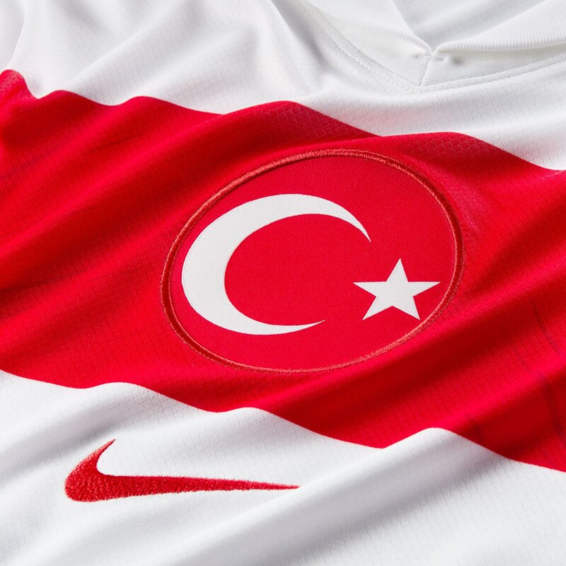 Домашняя футболка стадиона «Тюркие 2024» Nike, мультиколор — фото 4