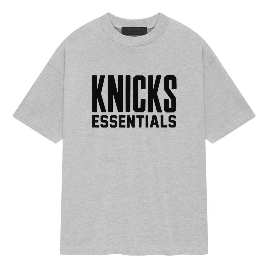 

Футболка Fear of God Essentials x NBA Knicks T-Shirt 'Light Heather', серый