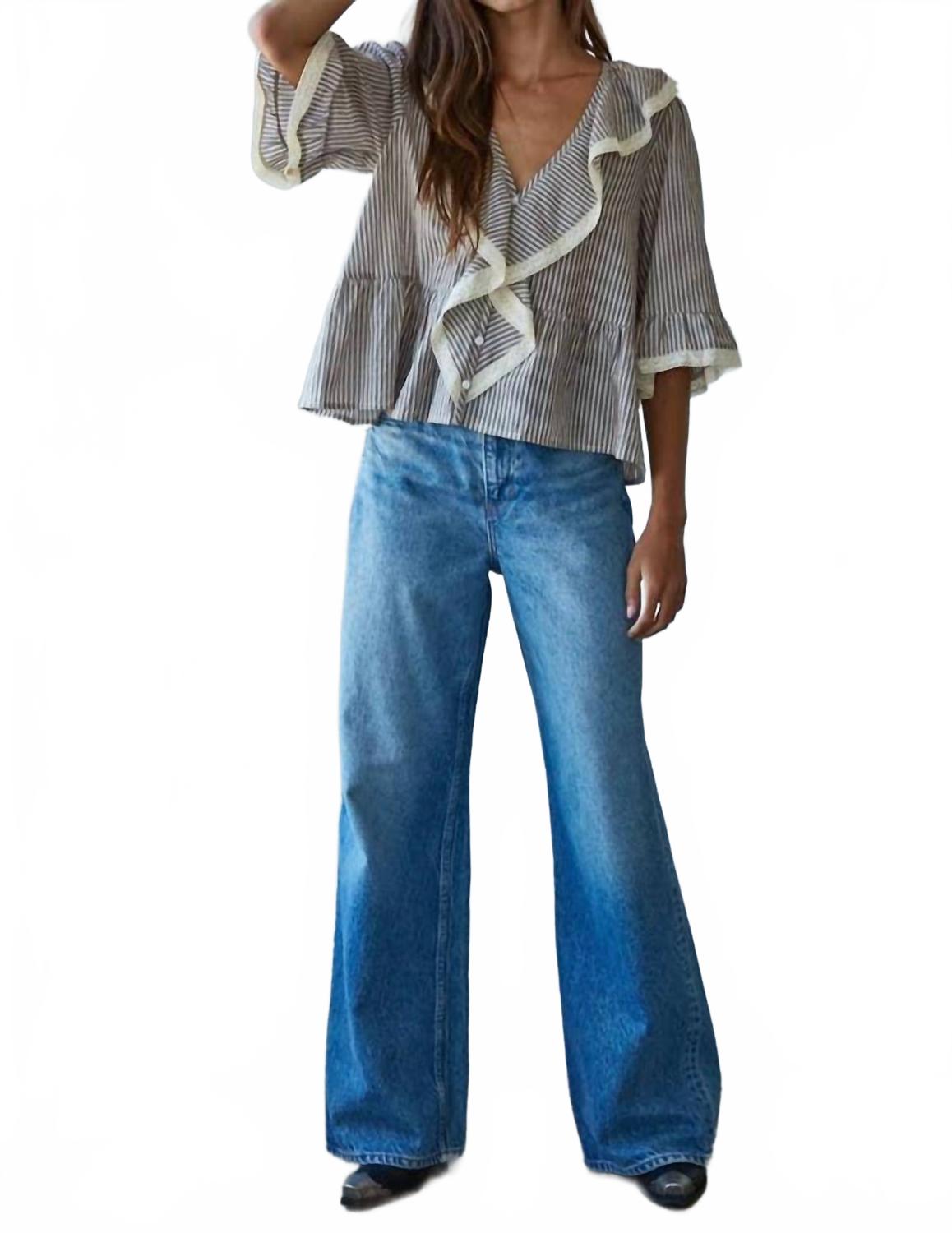 

By Together Топ с оборками серого цвета