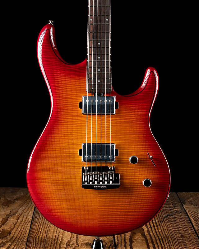 

Электрогитара Music Man Luke III HH - Cherry Burst Flame - Free Shipping