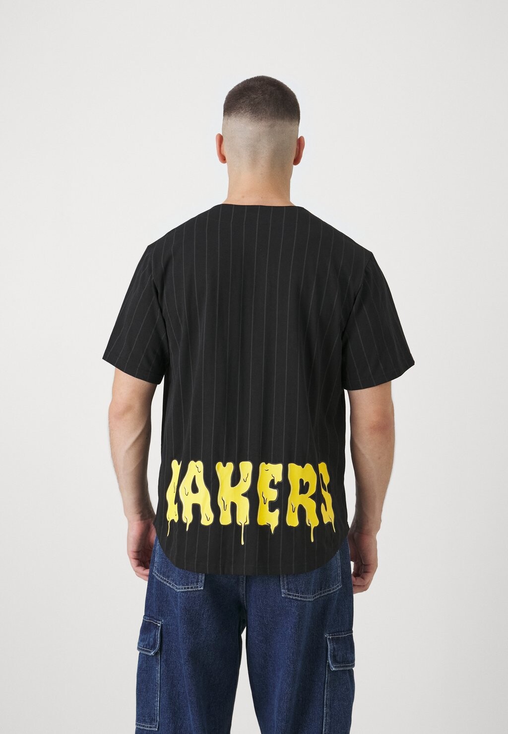 

Принт на футболке NBA LOS ANGELES LAKERS GRAPHIC New Era, черный