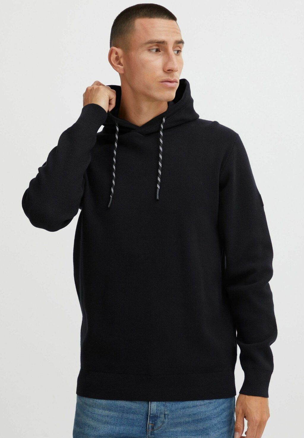

Толстовка IDMATHO INDICODE JEANS, цвет black
