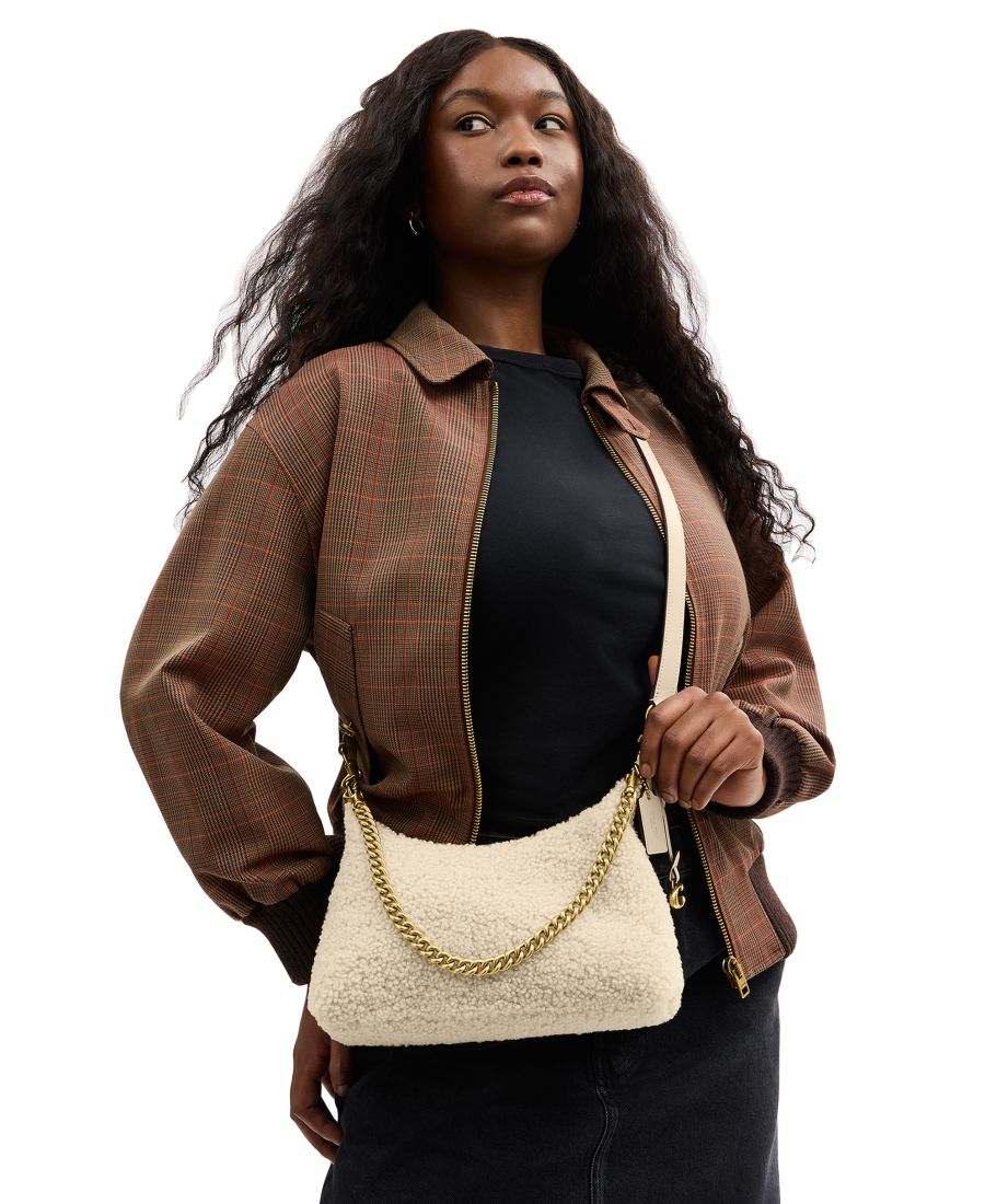 

Маленькая сумка через плечо Juliet из овчины, размер 25 COACH, Brass/Beige