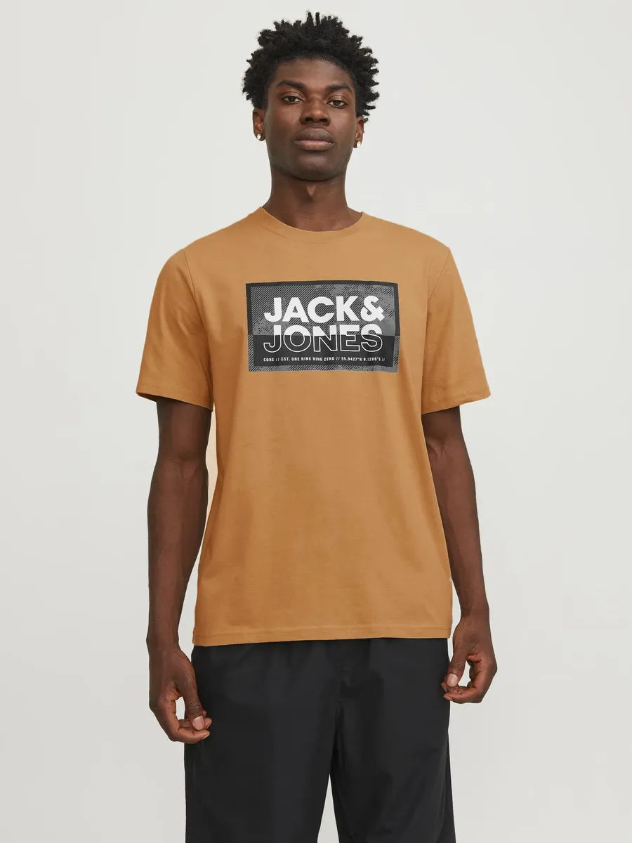 

Рубашка с короткими рукавами Jack & Jones "JCOLOGAN TEE SS CREW NECK SS24 LN", цвет Tangerine