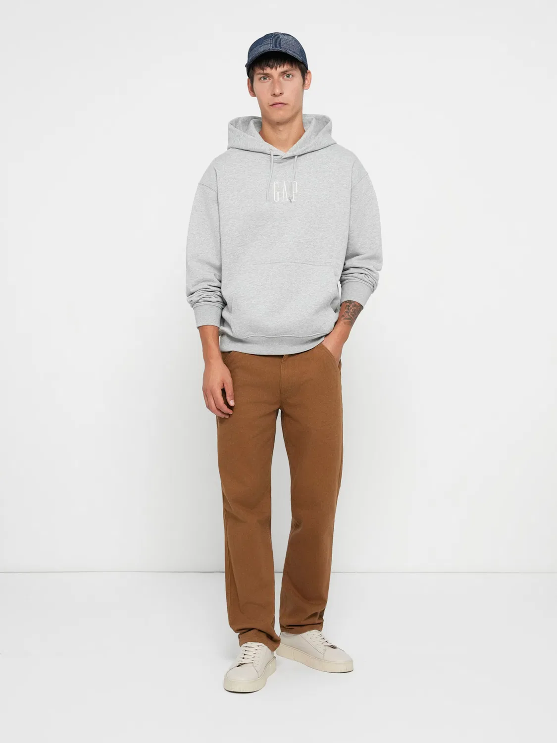Брюки Gap Regular, коричневые — фото 4