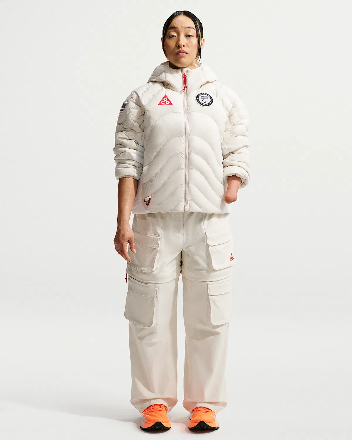 Женская куртка Therma-FIT ADV Nike ACG x United States Paralympic Team, Light Orewood Brown/Summit White/Obsidian/Chile Red — фото 4