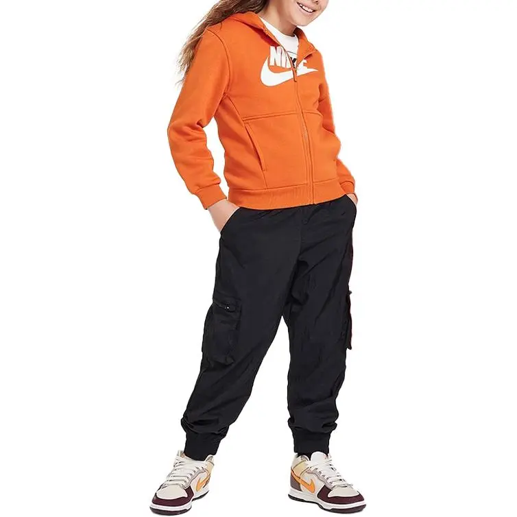 

Оранжевый худи для подростков Nike