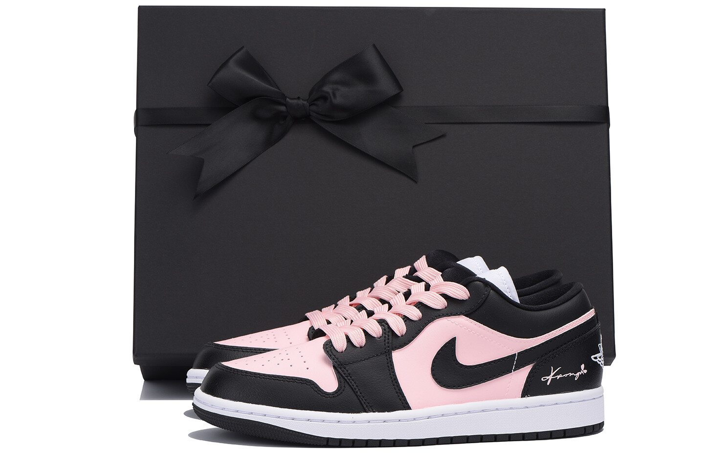 Кроссовки Air Jordan 1 Vintage Basketball Shoes Women's Low-Top Pink