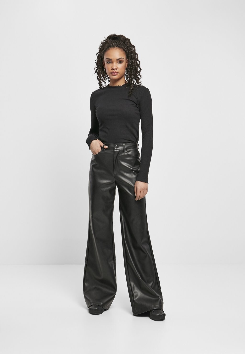

Брюки Urban Classics LADIES WIDE LEG PANTS, цвет Black, Черный, Брюки Urban Classics LADIES WIDE LEG PANTS, цвет Black