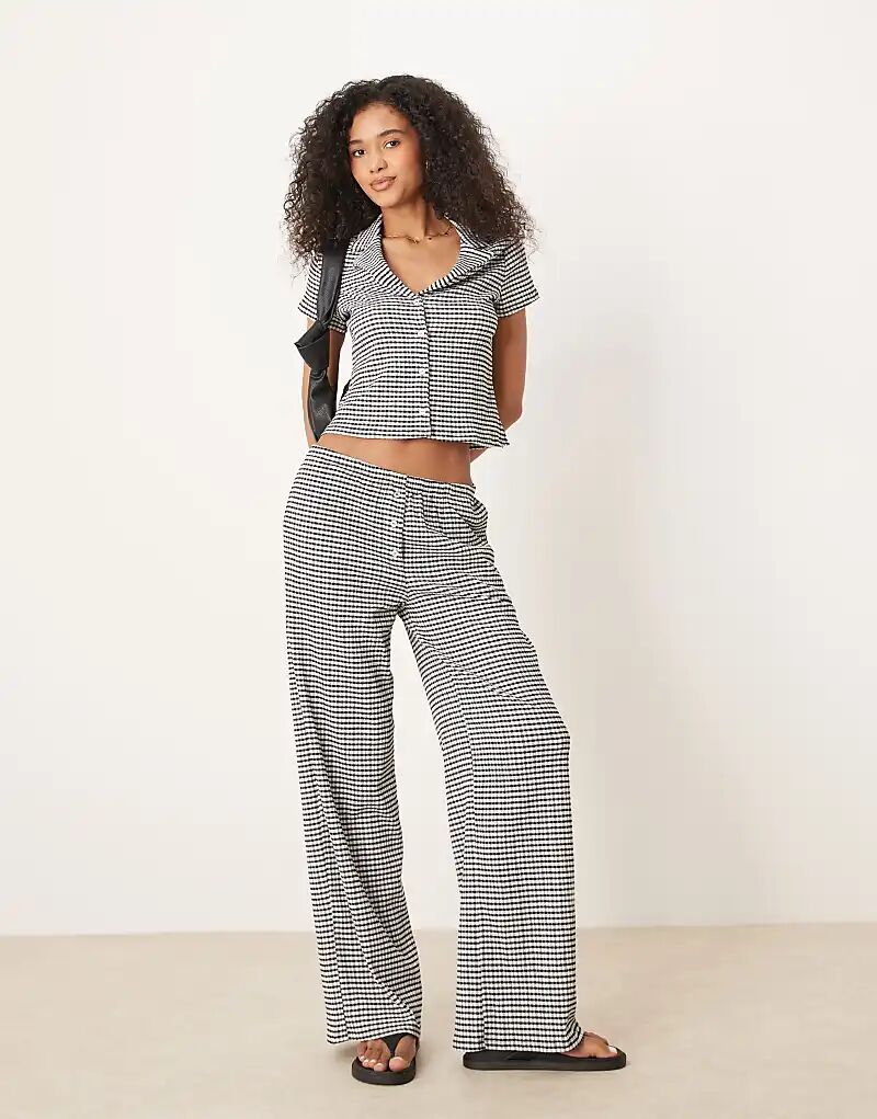 

Широкие брюки ASOS DESIGN в однотонную клетку виши