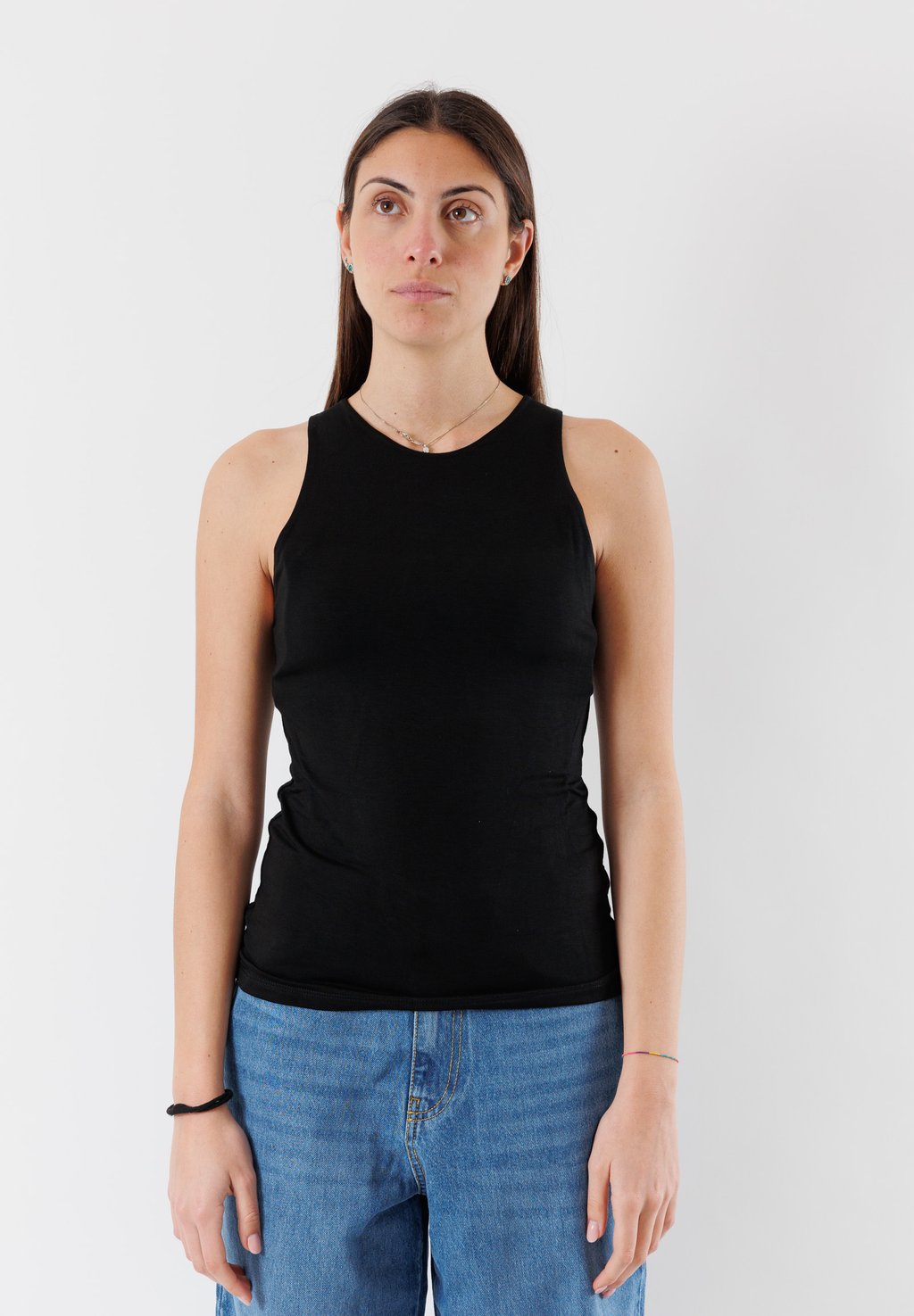 

Топ CON SCOLLO ALL'AMERICANA KONTATTO, черный