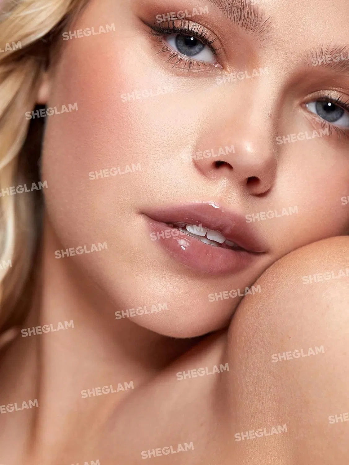 Блеск для губ SHEGLAM Jelly Wow Tint Lip Oil, оттенок Hot Shot, 7 г — фото 4